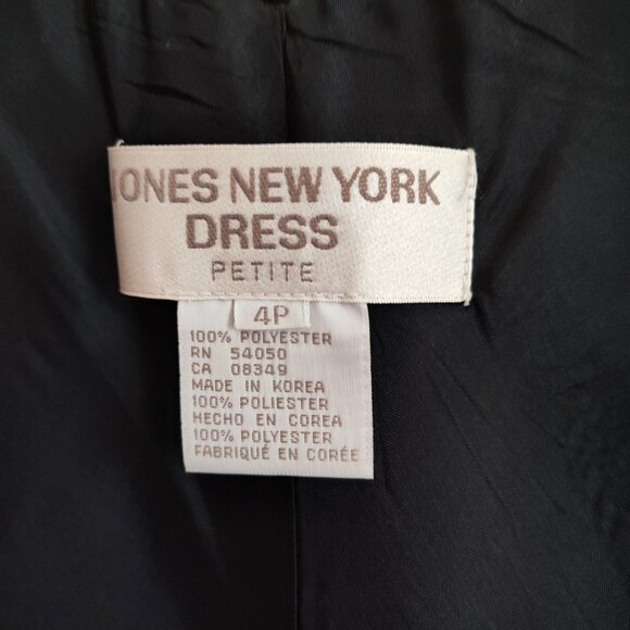 Ladies Petite SZ 4P Jones New York Black Crepe Cocktail/Formal Dress - Picture 4 of 4
